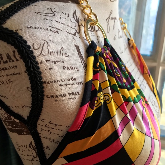 Halter dress - Picture 2 of 6